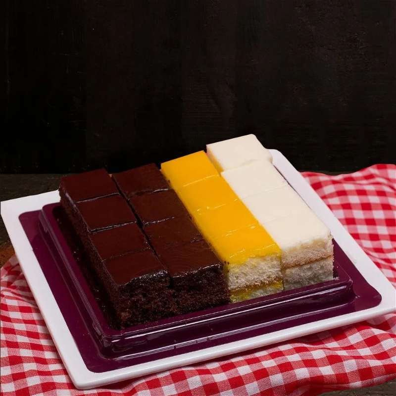 Bite Size Pastery (16pc)